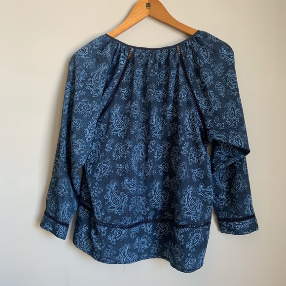 Micheal Kors Blouse - Picture 2 of 6